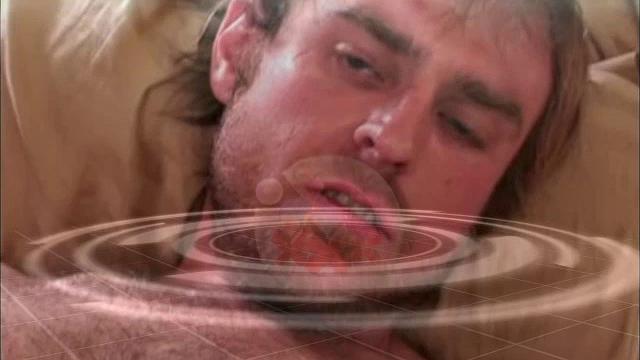 Алекс не сдержал себя - дикий дроч и мощный залп спермы