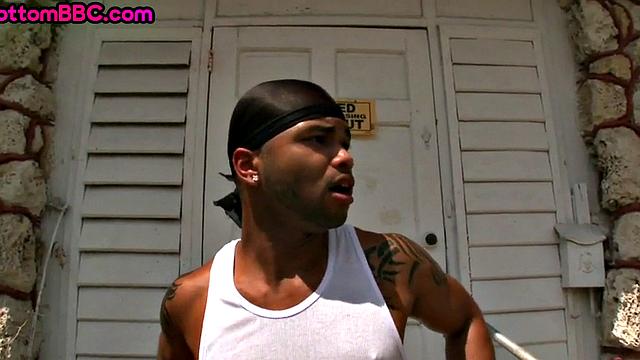 Black thug picked up and banged in public for money