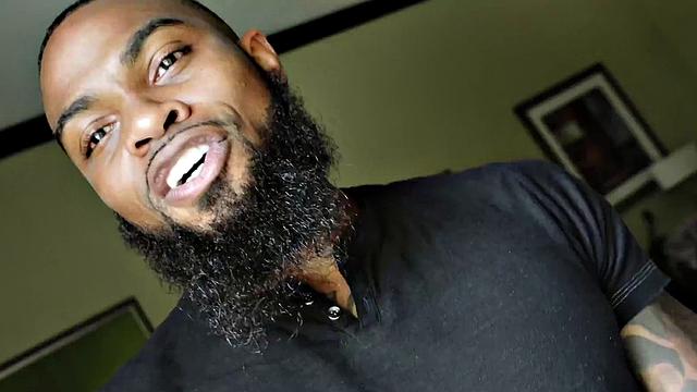 all natural sexy texas newbie big booty liv wid fucked by bbc