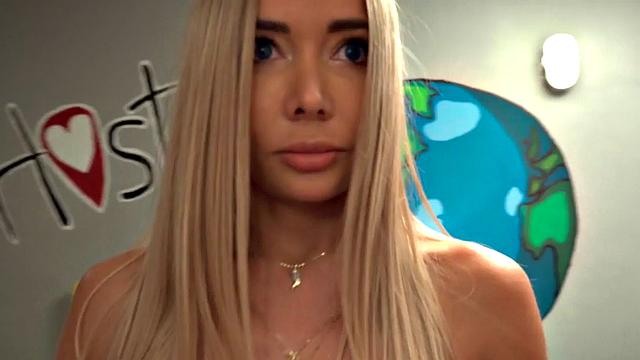 Hostel Trapped Amateurs FFM Threeway