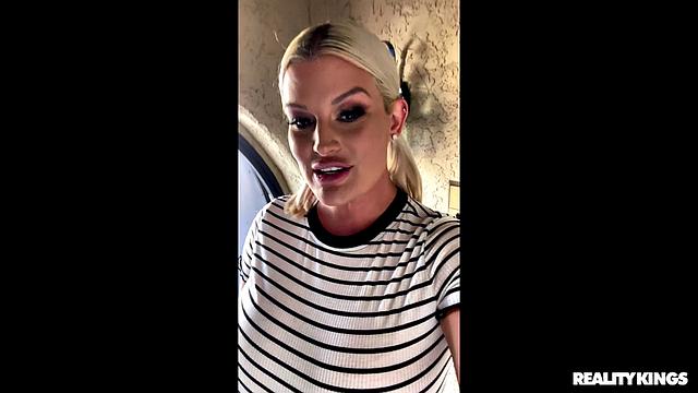 Sex Crazed Stan Gets Pleasured