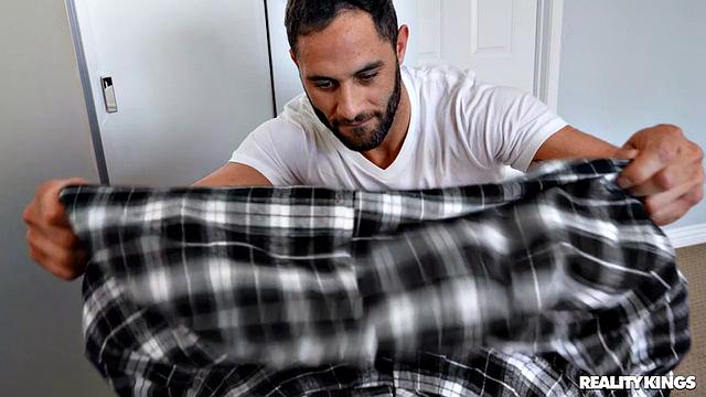 Sex Crazed Stan Gets Pleasured