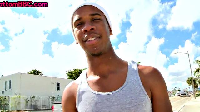 Real straight thug pulled and analyzed