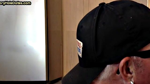 Gloryhole blowjob man sucks cock in homemade closeup