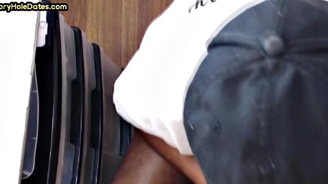 Gloryhole blowjob man sucks cock in homemade closeup