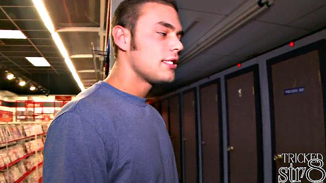 Naughty straight guy sucked in gloryhole