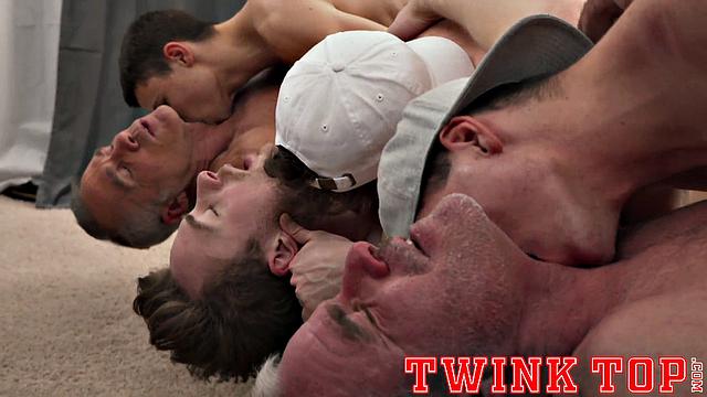 ALL PLAY Chapter 1 - Felix's Play