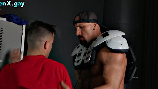 Sportive hunk spanks and barebacks locker bottom