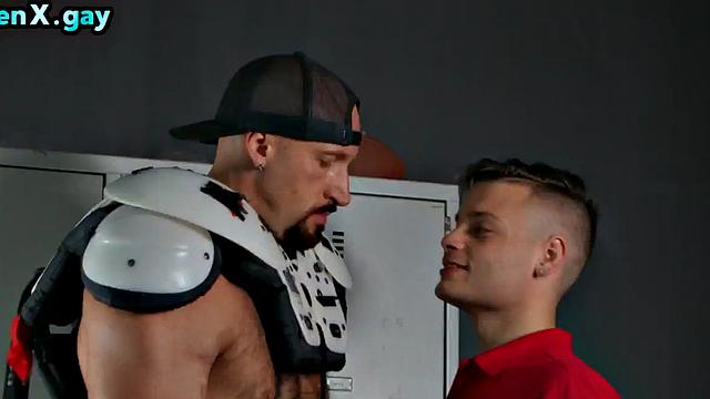 Sportive hunk spanks and barebacks locker bottom