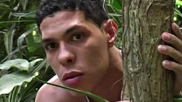 Being the hottest guard to ever grace the jungle, Bruno Loronha is teased. His horniness is only outweighed by his shyness to approach the orgies sprouting up all over this jungle paradise. He chances upon a raunchy sex scene already in progress.
