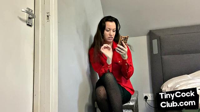SPH classy sluts rating small and useless cocks fans
