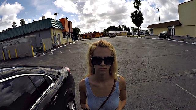 Public Sex For Money