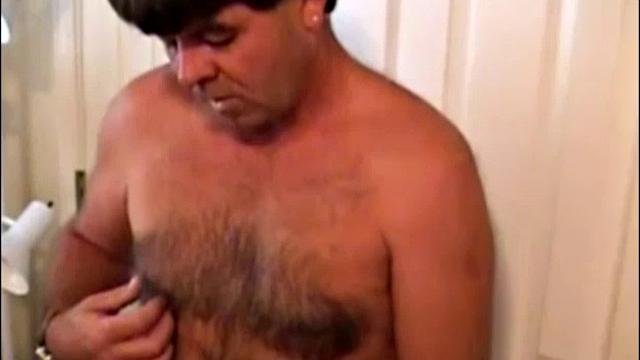 It would be difficult to have anything, but a great time, when in the company of this vharming Irishman. With his laughing eyes, bubbling enthusiasm and nice big cock, Alan is a pleasure to be around. Even better when he's naked and jacking off.