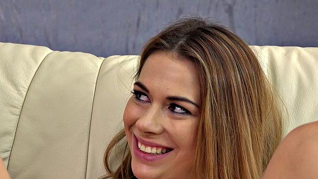 Lrsbians + Piss - Unmissable