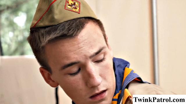 Scout officer enjoys himself in the ass of Twink
