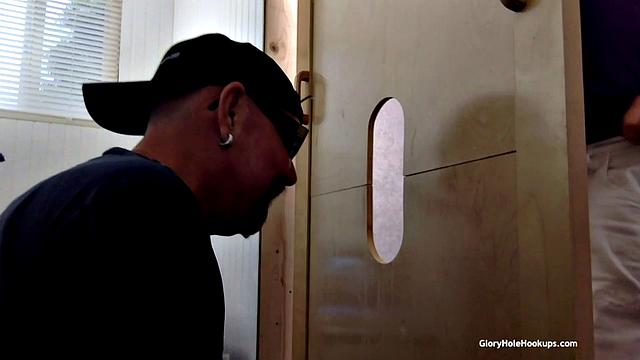 First Time Gloryhole Dick Suck