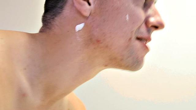 Stepdad's Boyfriend Chapter 2: A Closer Shave