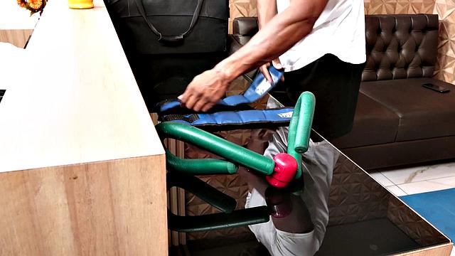 Tgirl Sophia Montesino Seduces Hung Trainer