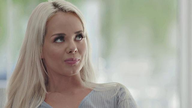 Horny Petite Babe Fucked By BBC In New Home - DarkX