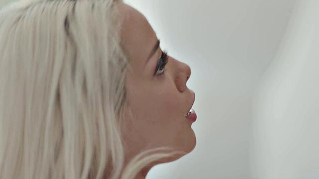 Horny Petite Babe Fucked By BBC In New Home - DarkX