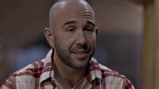 маскированная блондиночка устроила косплей-угар в постели