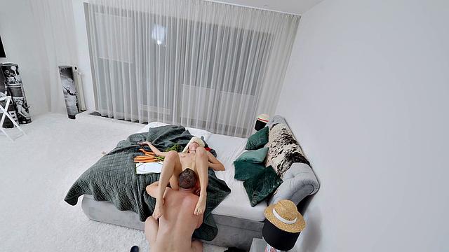 DEBT4k. Hung Like Horse