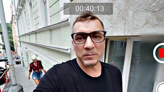 DEBT4k. Hung Like Horse