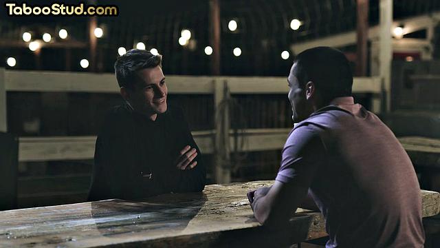 21yo muscled hunk buttdrilled in 3some