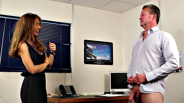 Ladyboss supervising sub wanking