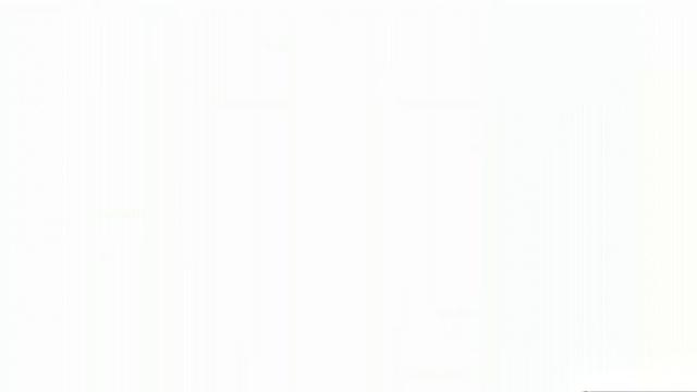 религиозная брюнетка не сдерживает страсть и дрочит сама