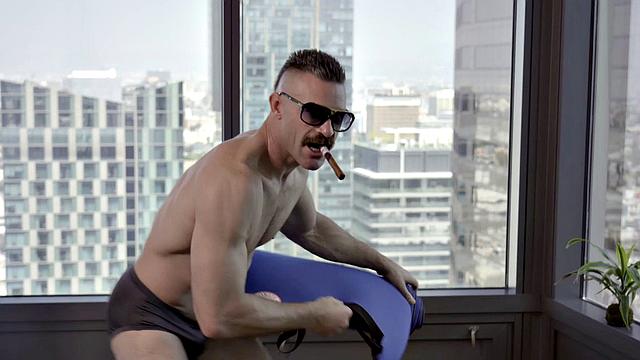 Sofi Ryan - Koach Karl