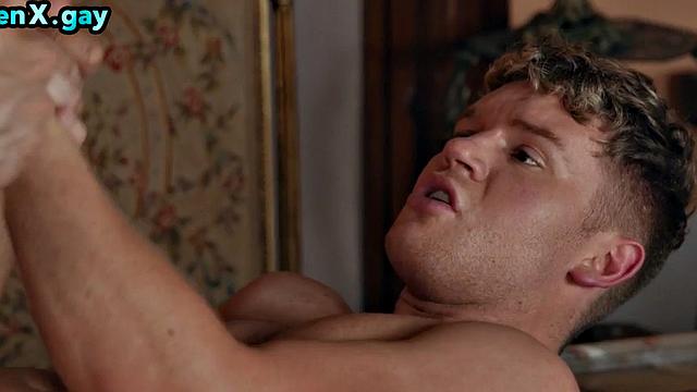Royal man fucks bottom twink with butt plug in ass