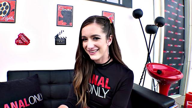 Nadia Gives Up Booty