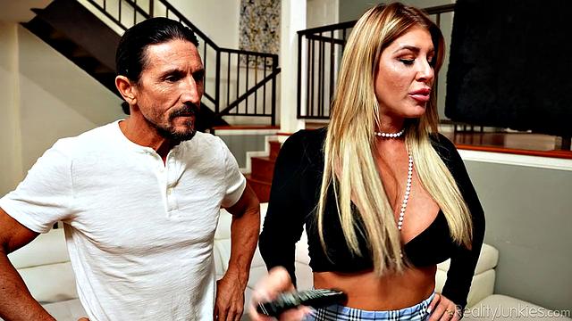 Unfaithful Housewives Vol. 4 Scene 3