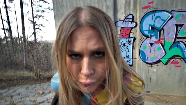 Real amateur pulled and pounded