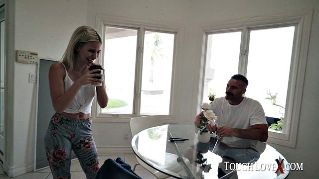 Kiara Cole - Behind the Scenes