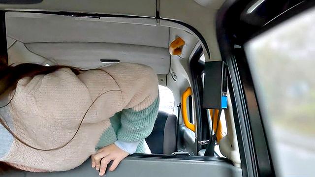 Big-titted babe in stockings pussysmashed