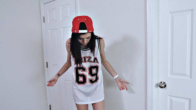 Tomboy Stepsis Proves Sexuality