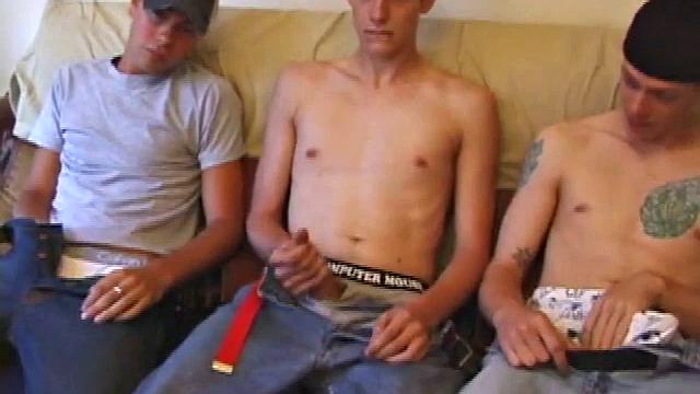 Threesome Suck and Jerk