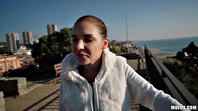 Fitness Babe Enjoys Public Sex