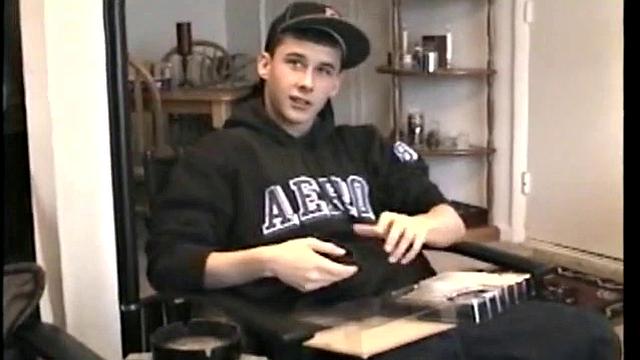 Бостонский натурал внезапно узнаёт вкус минета