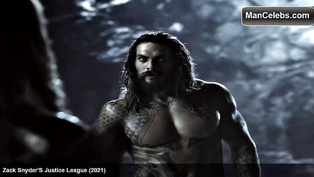 Jason Momoa exposes his ripped abs and smooth muscular chest