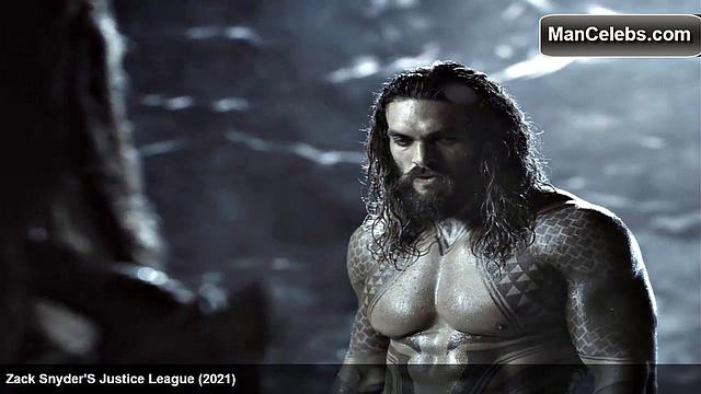 Джейсон Момоа соблазняет рельефным прессом и гладкой грудью