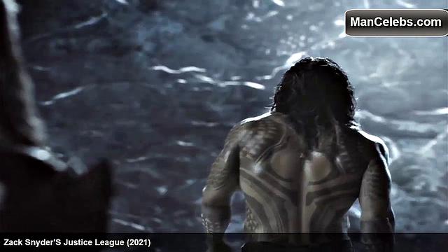 Jason Momoa exposes his ripped abs and smooth muscular chest