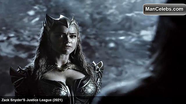 Jason Momoa exposes his ripped abs and smooth muscular chest