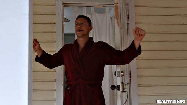 Scooting, Flashing & Sex