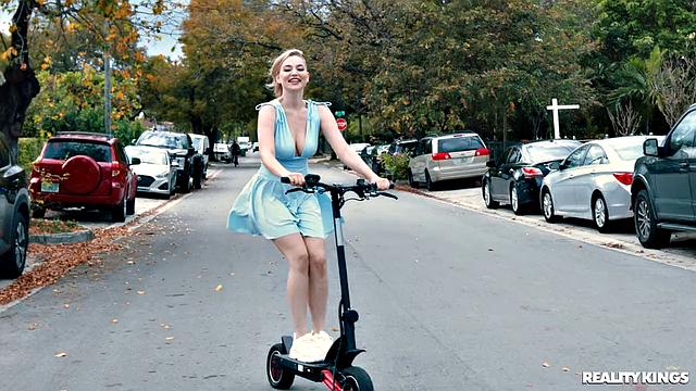 Scooting, Flashing & Sex