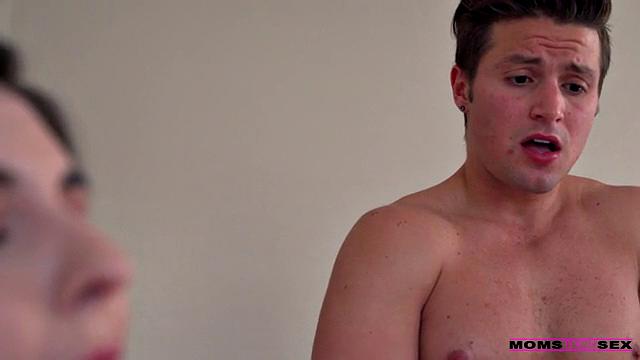 Stepsons One-Eyed Monster - S13:E6