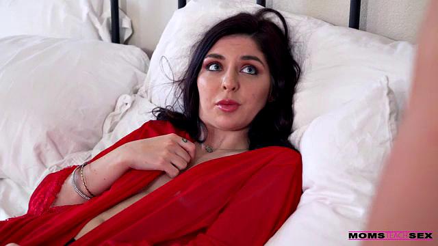 Stepsons One-Eyed Monster - S13:E6