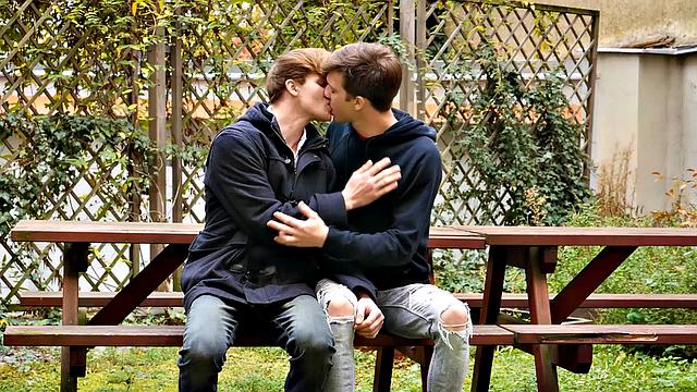 Antony Carter Fucks Josh Cavalin
